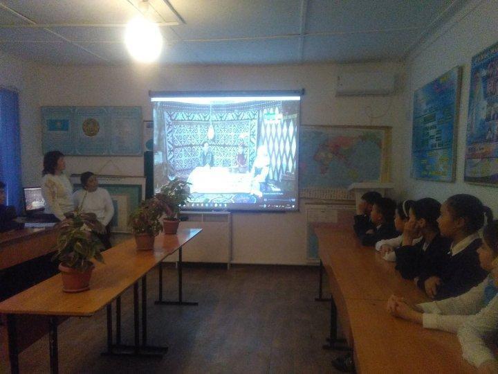 "Сәлем -сөздің анасы"