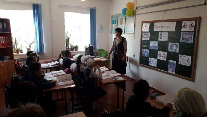 "Қауіпсіздік мектеп автобусы"
